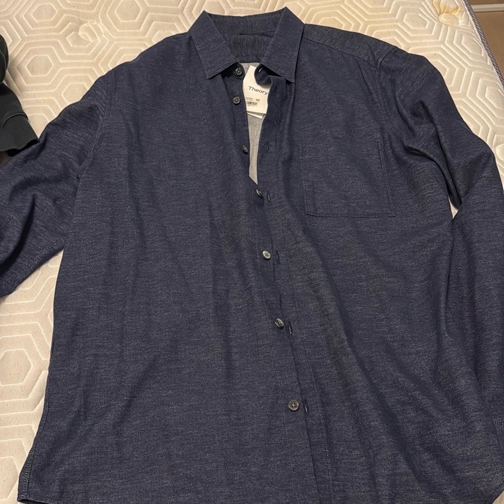 Men’s Theory Button down shirt